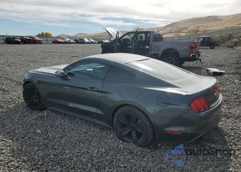 2015 Ford Mustang z USA, uszkodzony, nr VIN 1FA6P8TH6F5355777